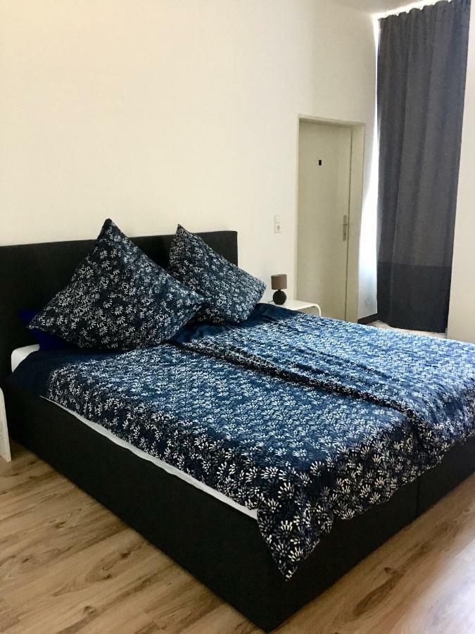 Connie'S House Holiday Apartment ไฮเดลเบิร์ก ภายนอก รูปภาพ